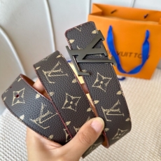 LOUIS VUITTON Belts